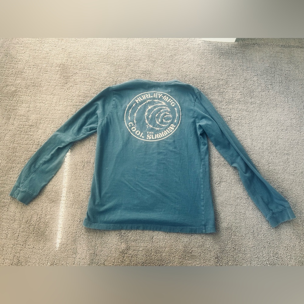 Hurley Blue Long Sleeve Graphic Shirt | Pink Logo Detail | Buckle Exclusive | XS - Picture 7 of 7